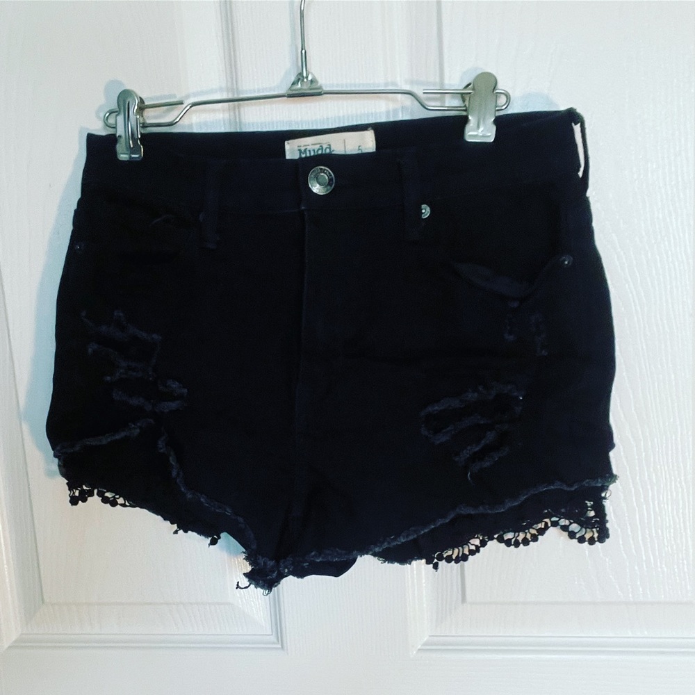 Women’s shorts size 5